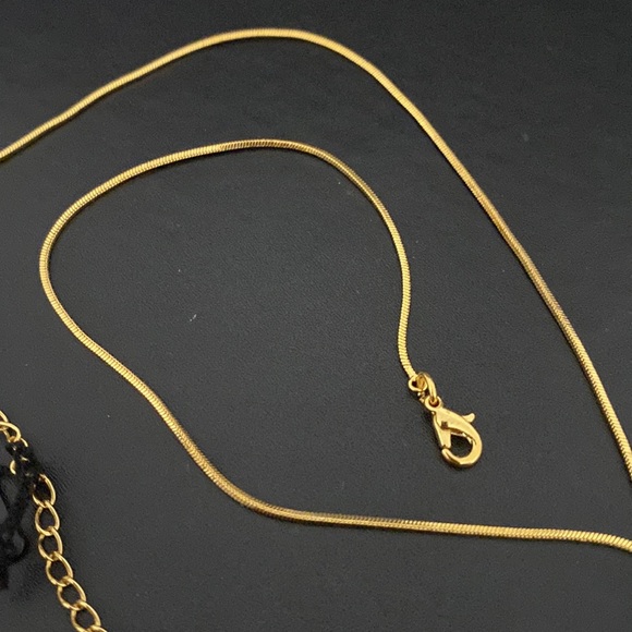 Annaleece by Devries Swarovski Nebula Necklace - Picture 3 of 5